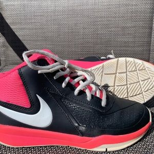 Girls size 13c Nike shoes